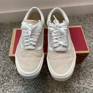 sand color vans